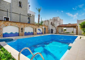 Central and Comfortable Apartment with Shared Pool near Beach in Bodrum